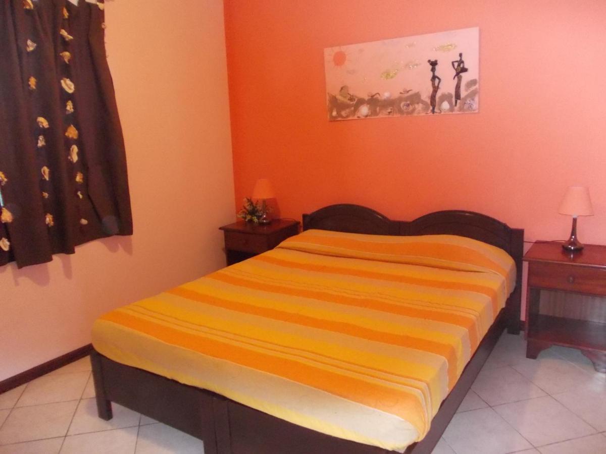 Bed and Breakfast Casa Comba Mindelo Zewnętrze zdjęcie